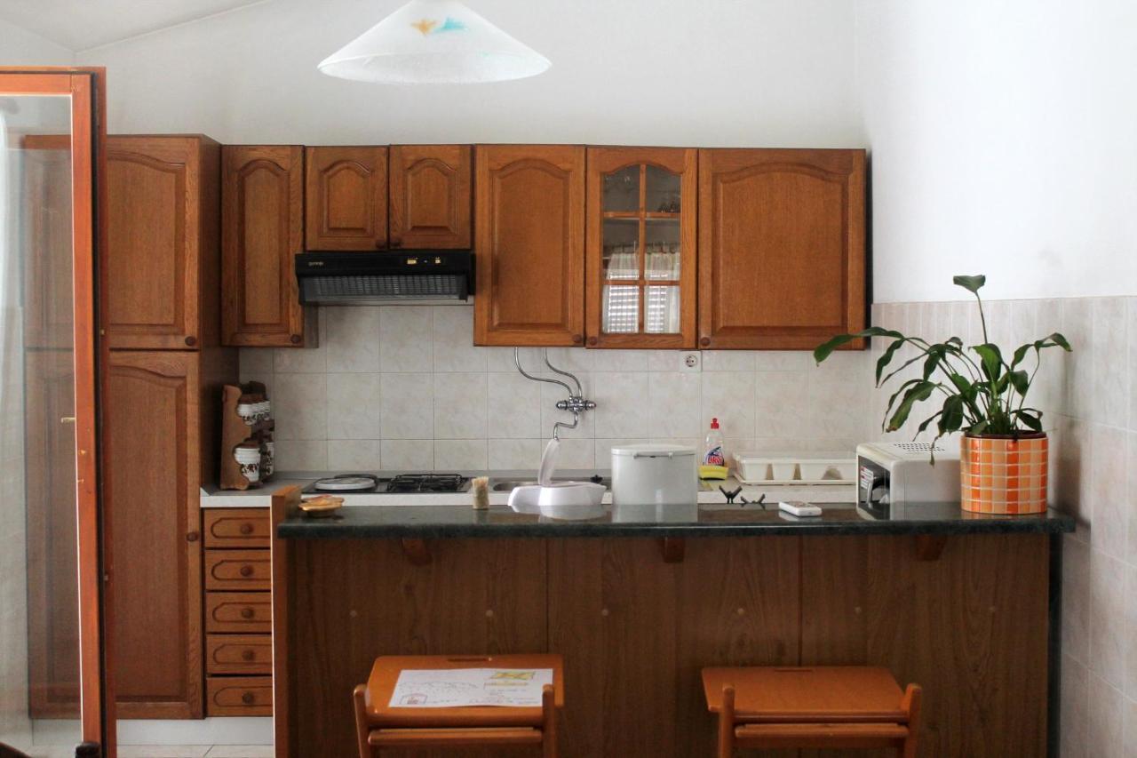 Apartments With A Parking Space Kastel Stafilic, Kastela - 5219 Exterior photo